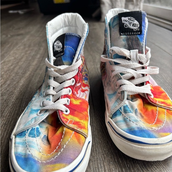 Colorful Limited Edition One Piece Vans Sneakers - Picture 4 of 7